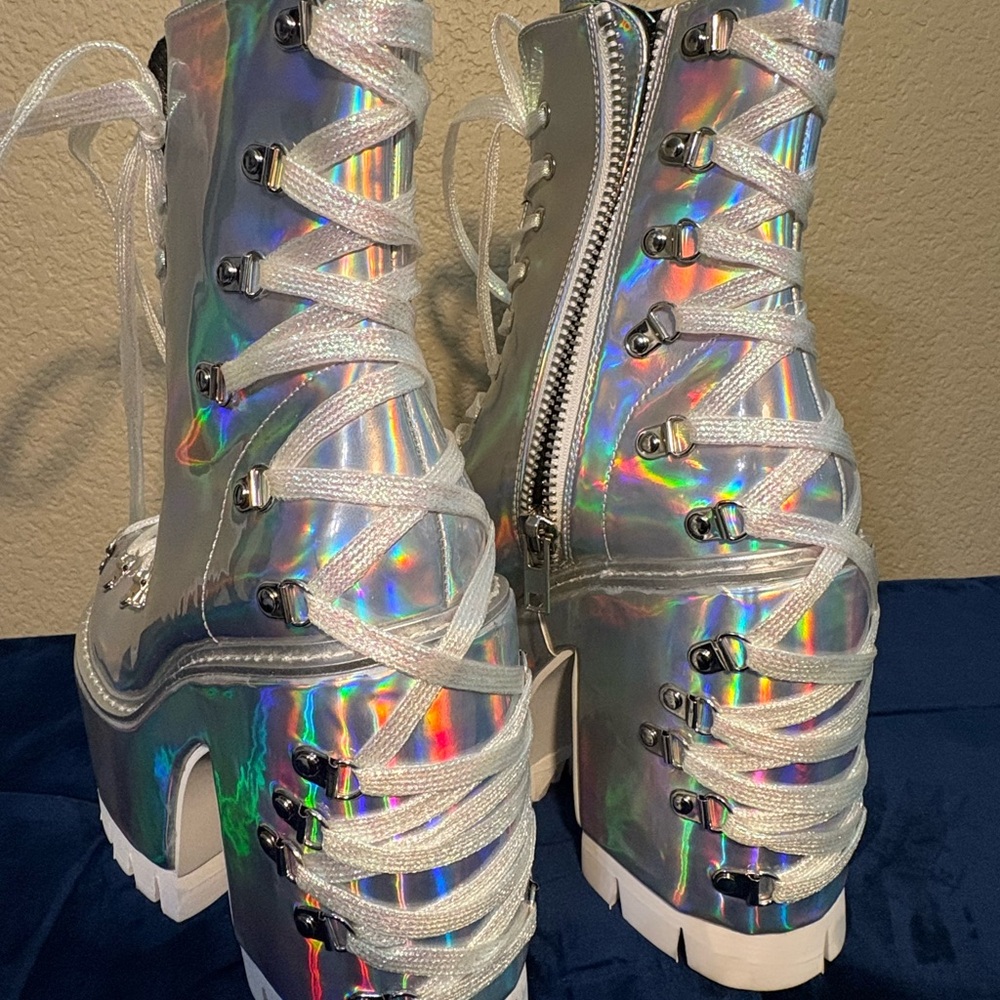 Dolls Kill Silver Holographic Platform Boots - Picture 5 of 6